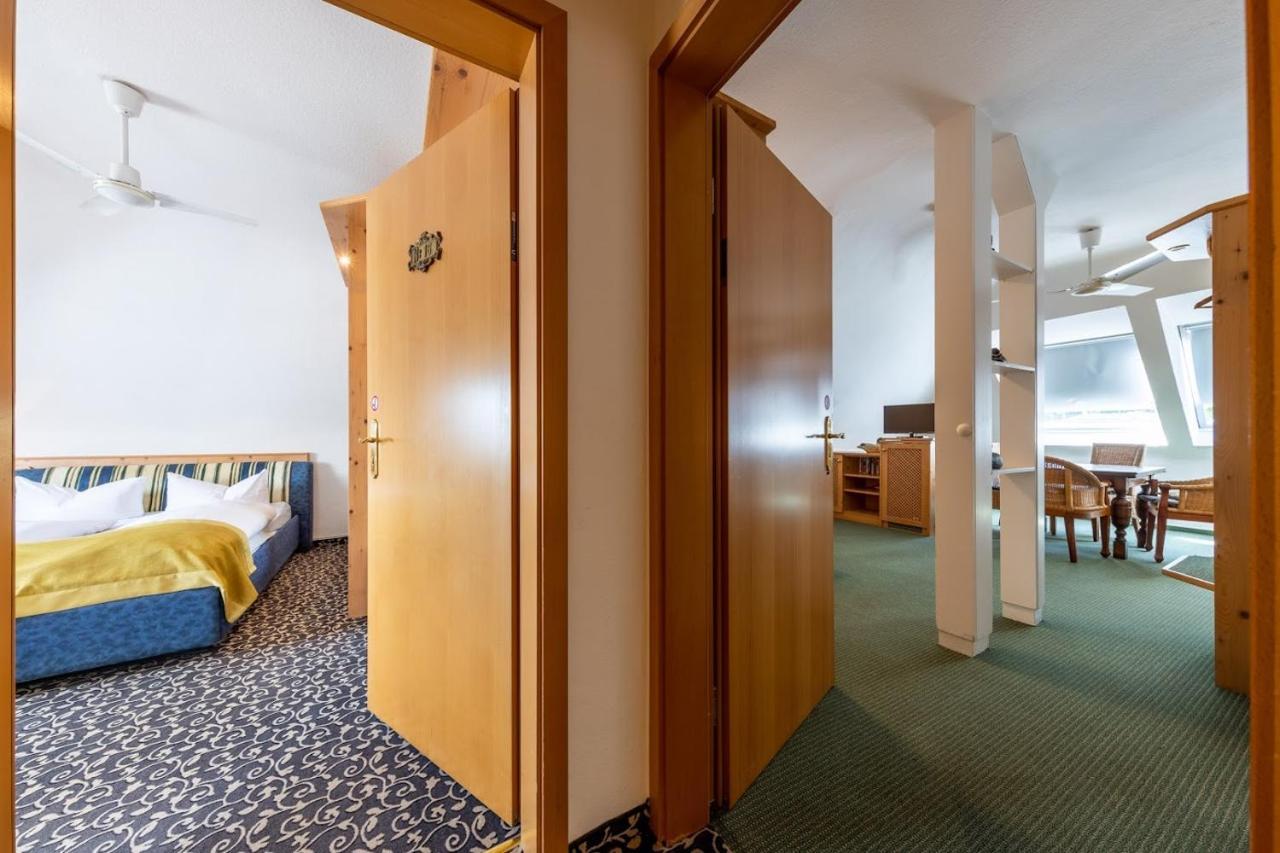 Thermen Hotel & Restaurant Bad Soden Bad Soden am Taunus Esterno foto
