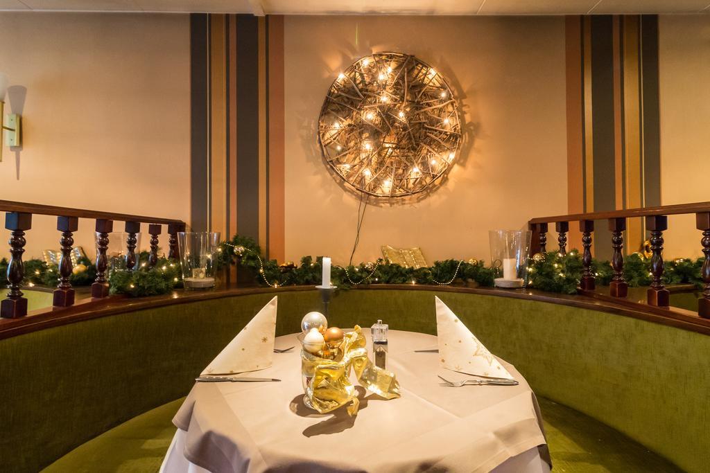 Thermen Hotel & Restaurant Bad Soden Bad Soden am Taunus Esterno foto