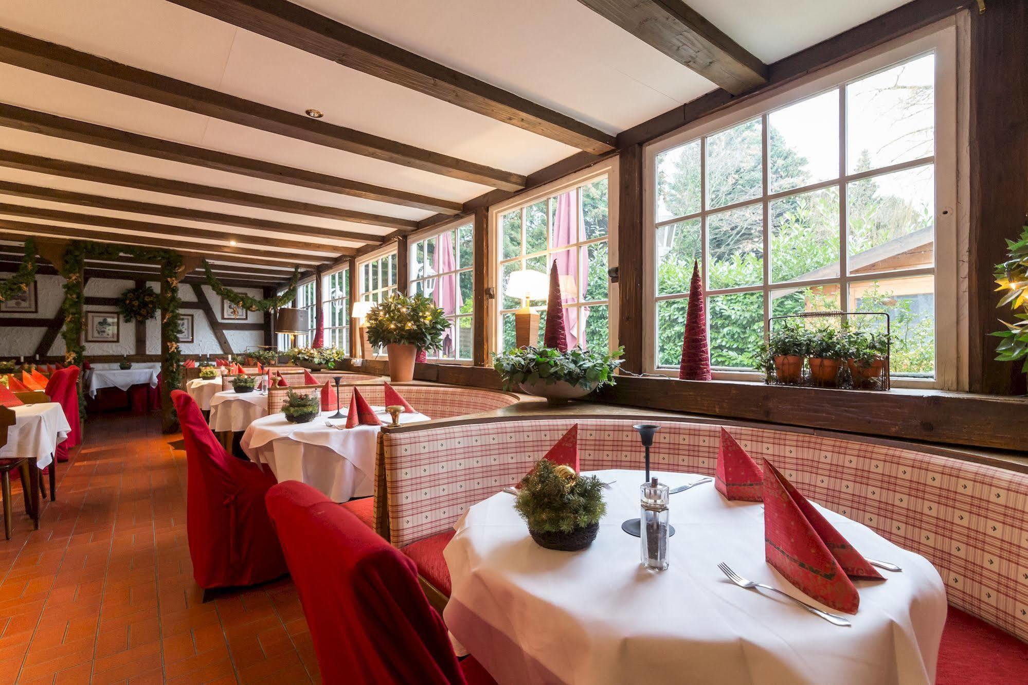 Thermen Hotel & Restaurant Bad Soden Bad Soden am Taunus Esterno foto