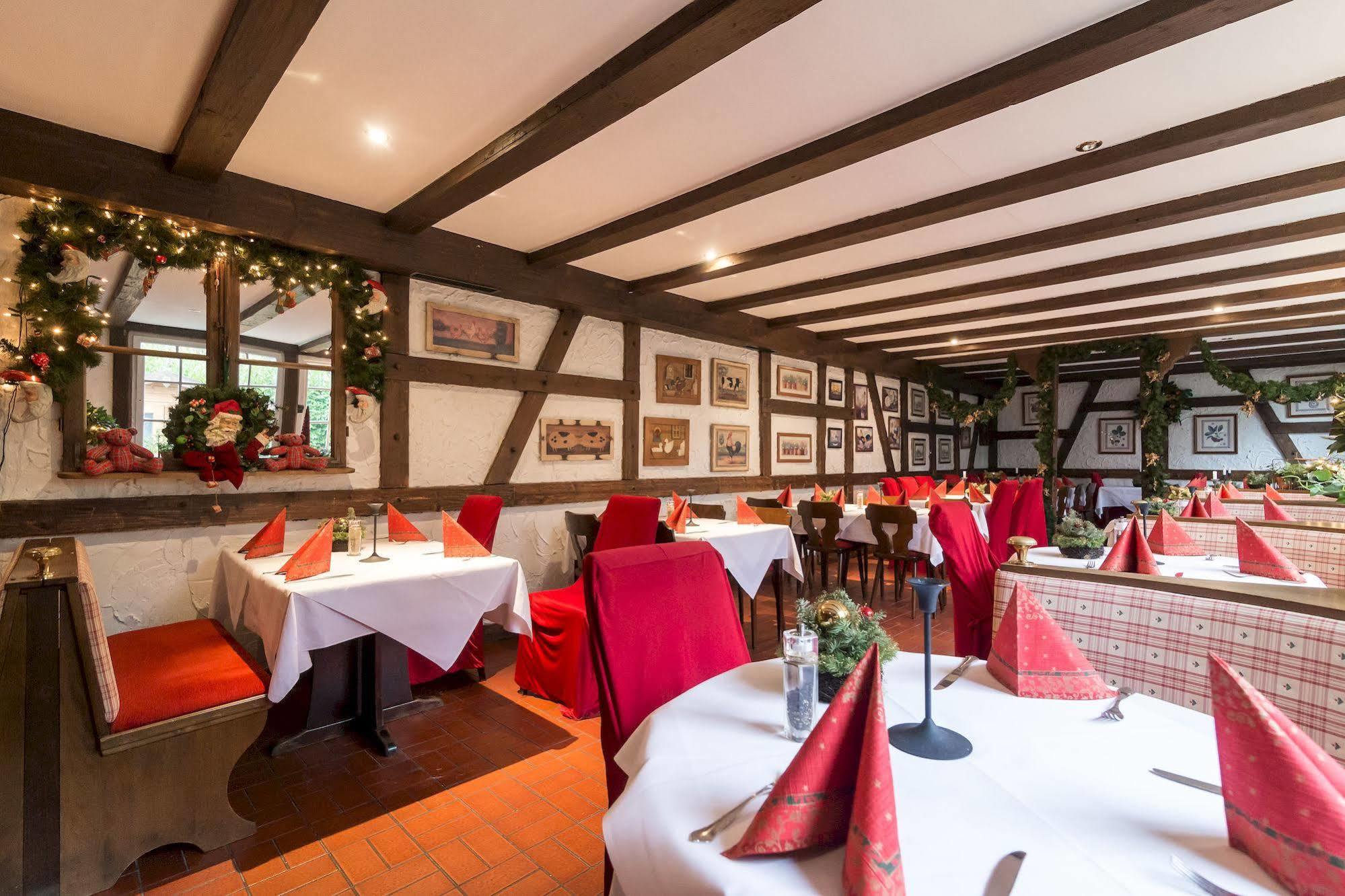 Thermen Hotel & Restaurant Bad Soden Bad Soden am Taunus Esterno foto