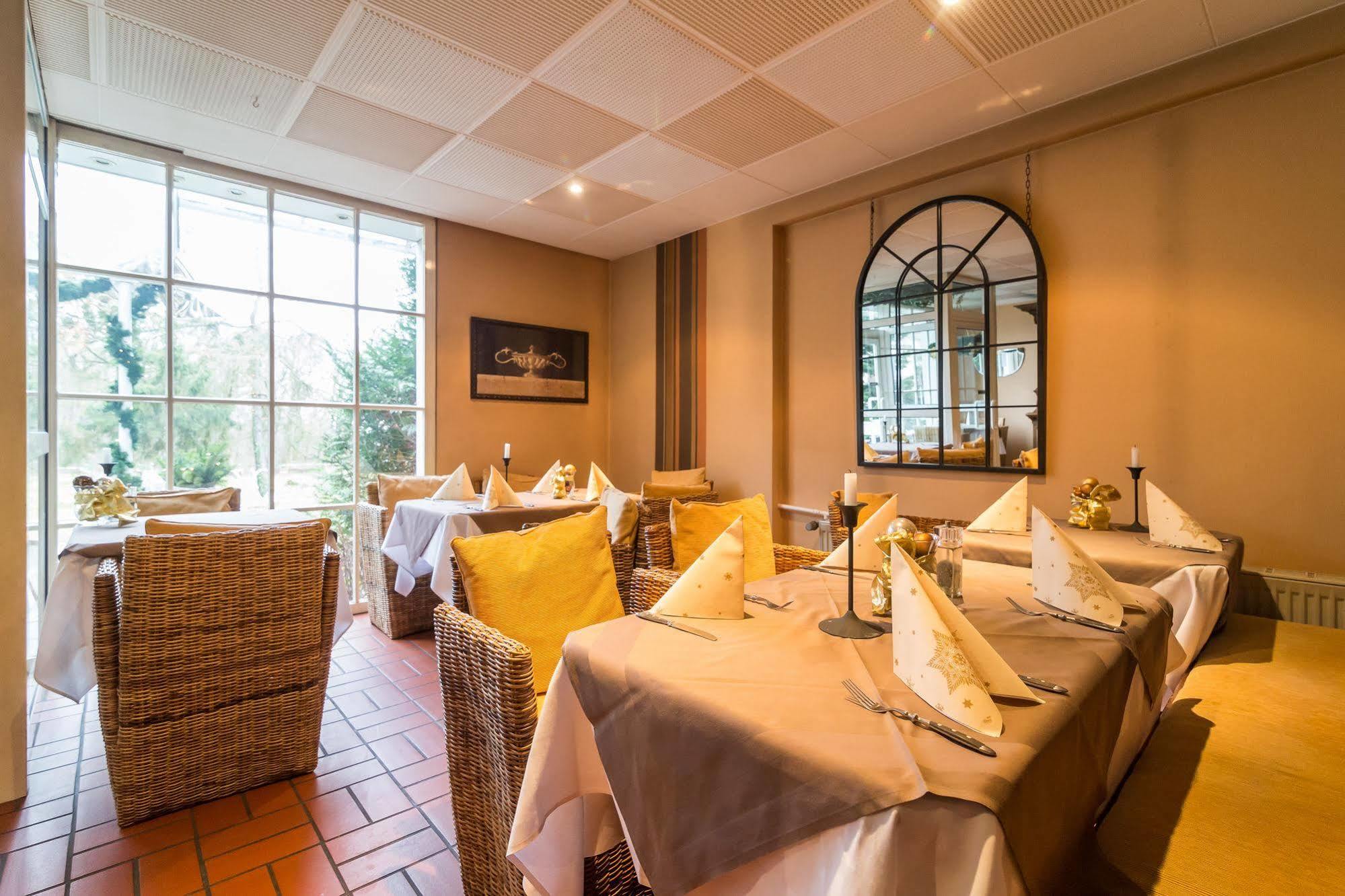Thermen Hotel & Restaurant Bad Soden Bad Soden am Taunus Esterno foto