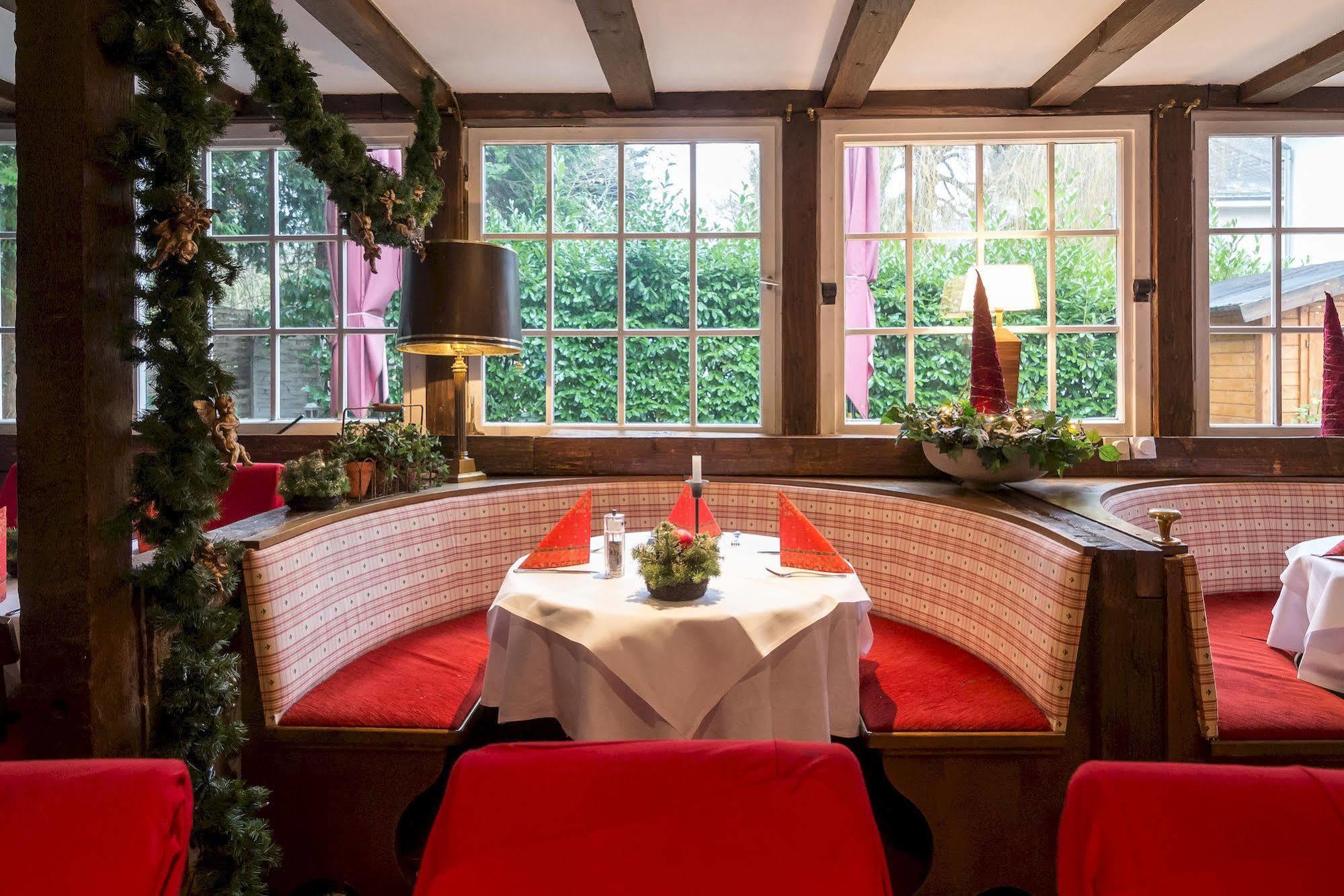 Thermen Hotel & Restaurant Bad Soden Bad Soden am Taunus Esterno foto